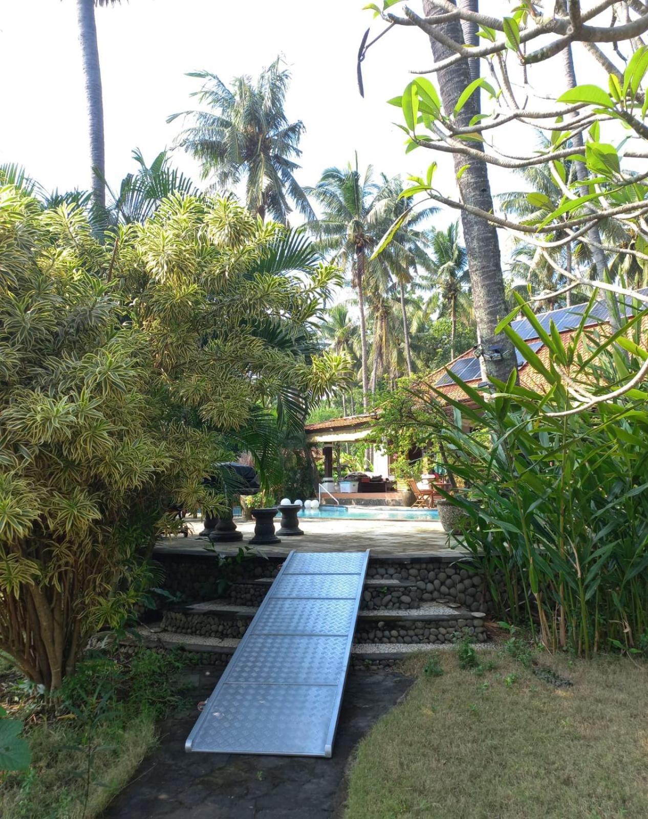 Bali North Beach B&B 提安亚尔 外观 照片